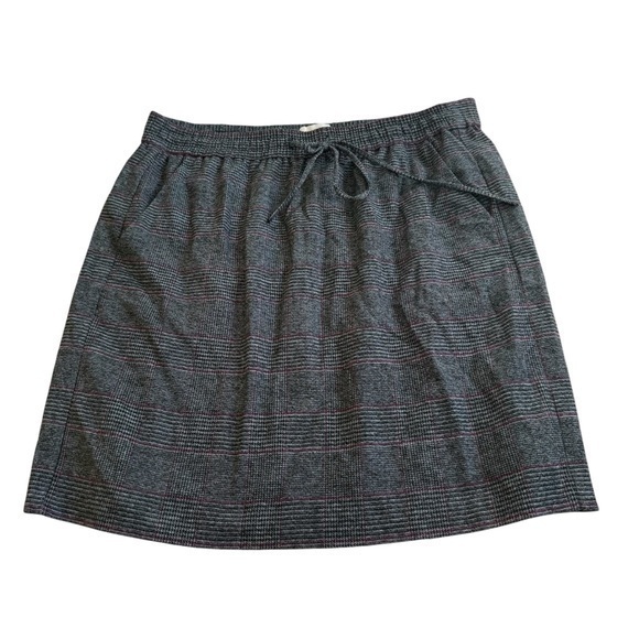 Ann Taylor Black And Red Plaid Business Skirt With Pockets